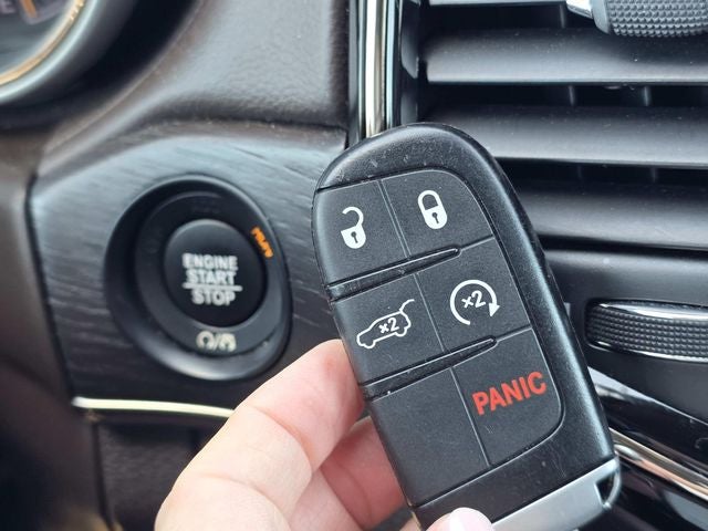 2019 Jeep Grand Cherokee Summit