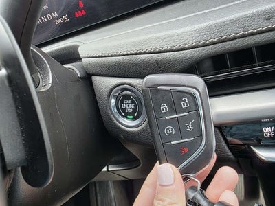 2024 Cadillac XT4 Premium Luxury