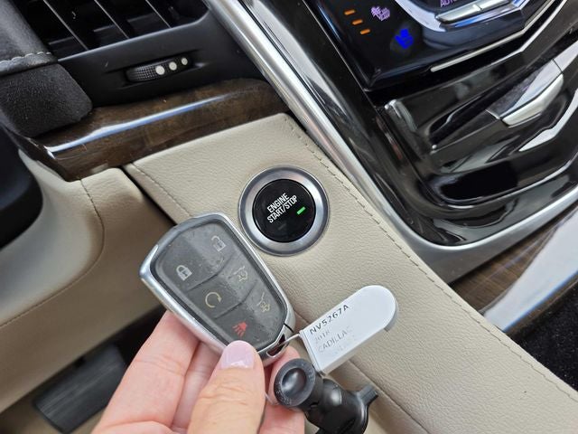 2018 Cadillac Escalade Luxury