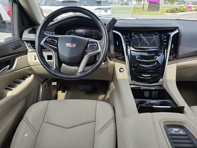 2018 Cadillac Escalade Luxury