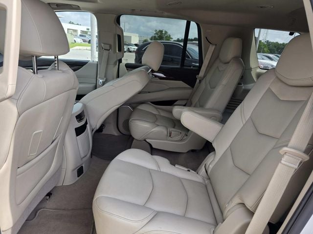 2018 Cadillac Escalade Luxury