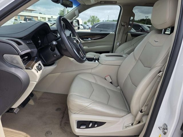 2018 Cadillac Escalade Luxury