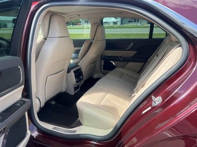 2017 Lincoln Continental Reserve