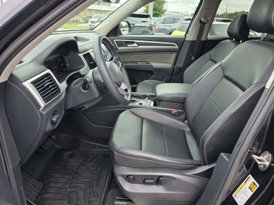 2022 Volkswagen Atlas 3.6L V6 SE w/Technology