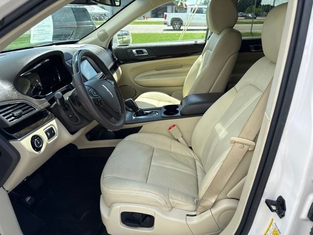 2016 Lincoln MKT EcoBoost