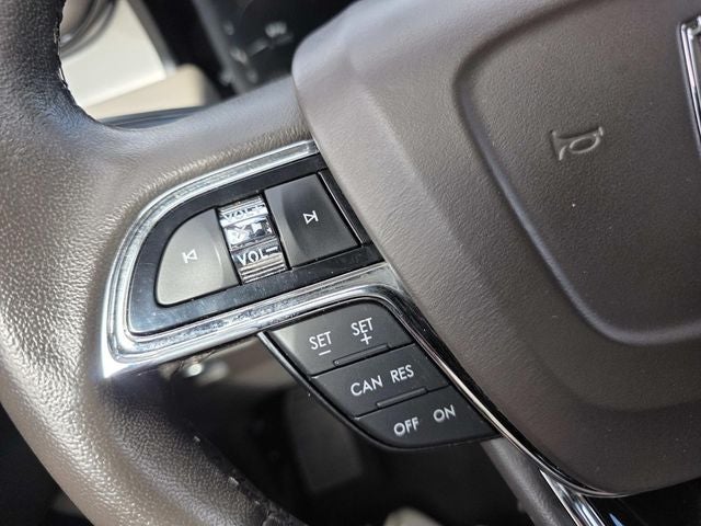 2022 Lincoln Nautilus Standard
