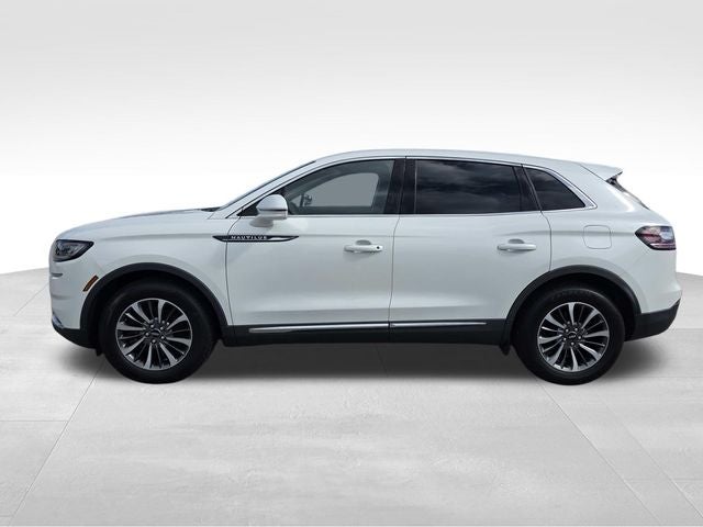 2022 Lincoln Nautilus Standard