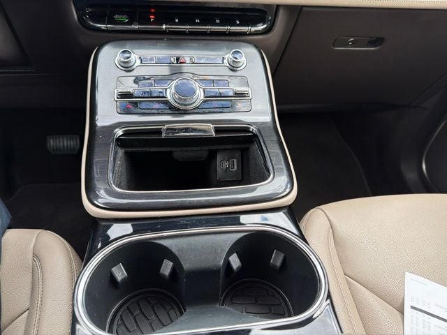 2022 Lincoln Nautilus Standard