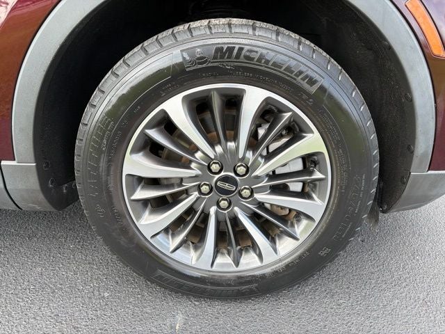 2022 Lincoln Nautilus Standard