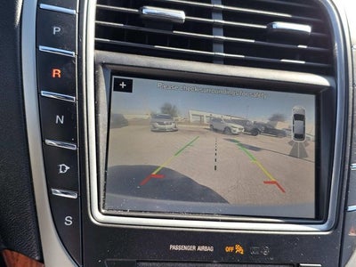 2019 Lincoln Nautilus Select