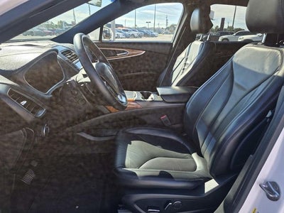 2019 Lincoln Nautilus Select