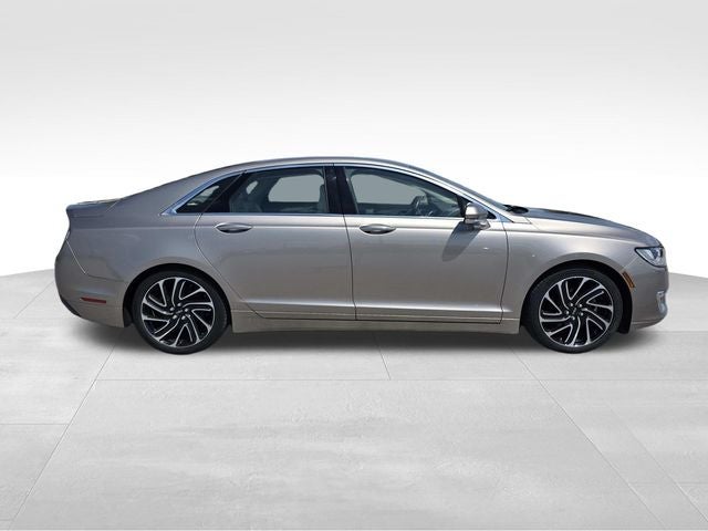 2020 Lincoln MKZ Standard