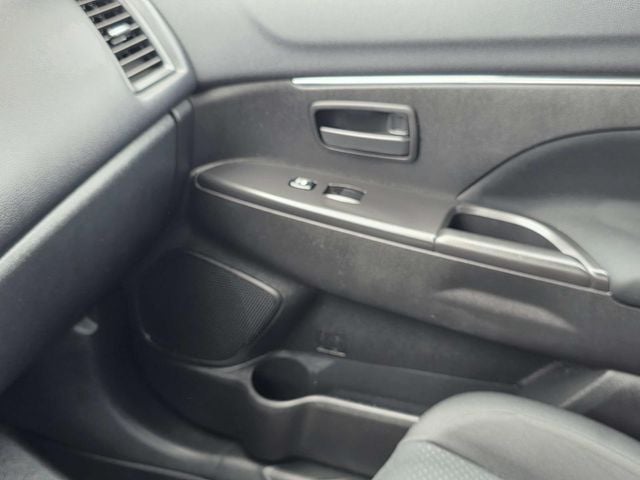 2014 Mitsubishi Outlander Sport ES