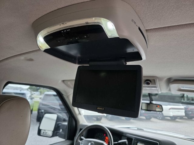 2016 Nissan NV Passenger SL