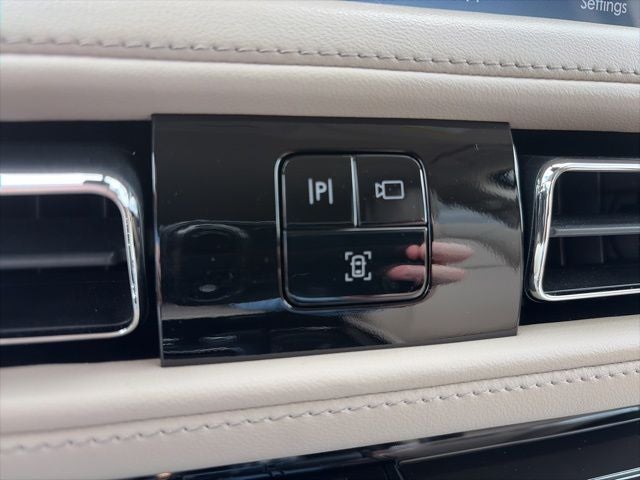 2023 Lincoln Aviator Standard