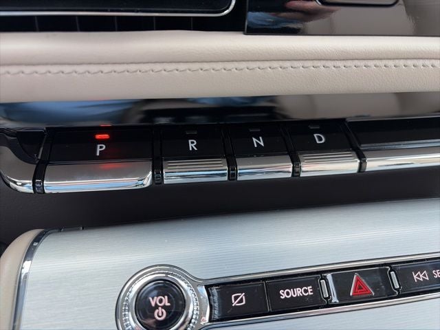 2023 Lincoln Aviator Standard