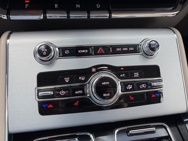 2023 Lincoln Aviator Standard