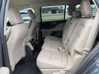 2023 Lincoln Aviator Standard