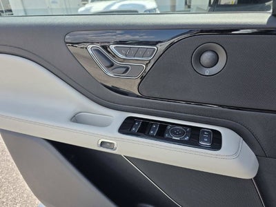 2027 Lincoln Aviator Premiere