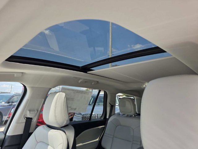 2027 Lincoln Aviator Premiere