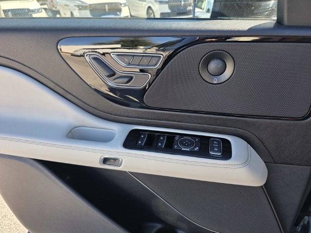 2027 Lincoln Aviator Premiere