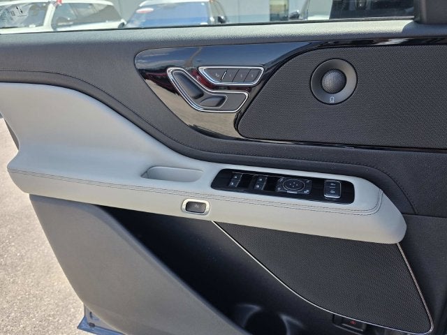 2027 Lincoln Aviator Premiere