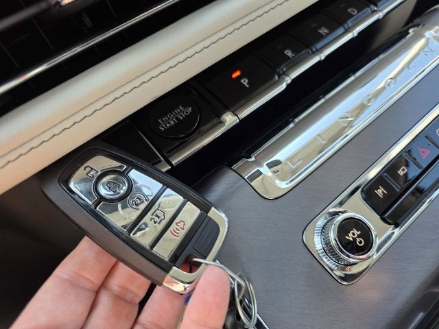 2027 Lincoln Aviator Premiere