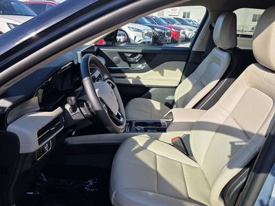 2026 Lincoln Corsair Premiere