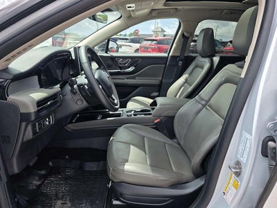 2025 Lincoln Corsair Premiere