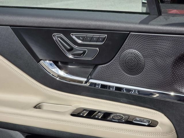 2025 Lincoln Corsair Reserve