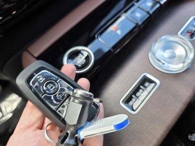 2027 Lincoln Navigator Reserve