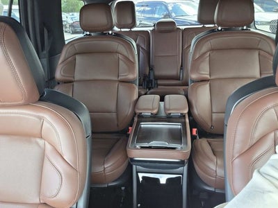 2027 Lincoln Navigator Reserve