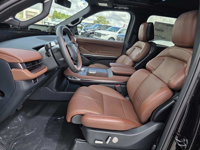 2027 Lincoln Navigator Reserve
