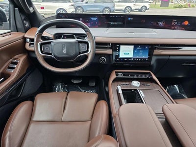 2025 Lincoln Navigator Reserve