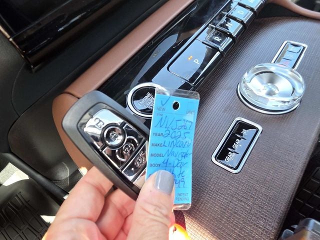 2025 Lincoln Navigator Reserve