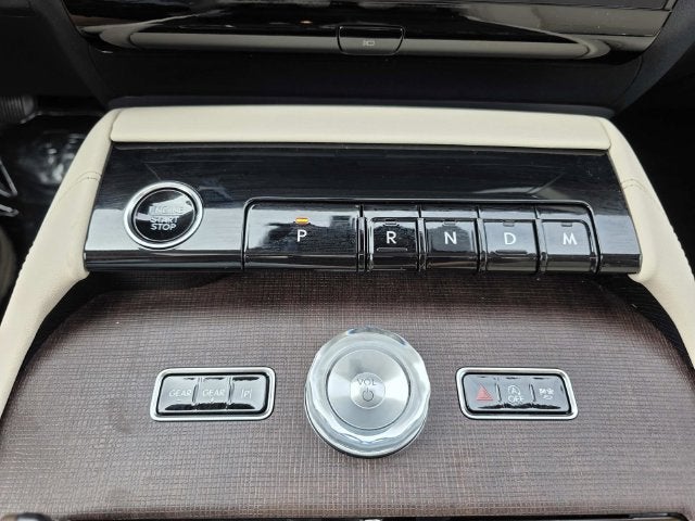 2027 Lincoln Navigator Reserve