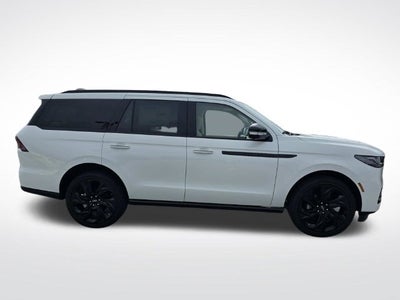 2027 Lincoln Navigator Reserve