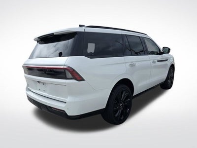 2027 Lincoln Navigator Reserve