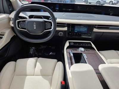 2027 Lincoln Navigator Reserve