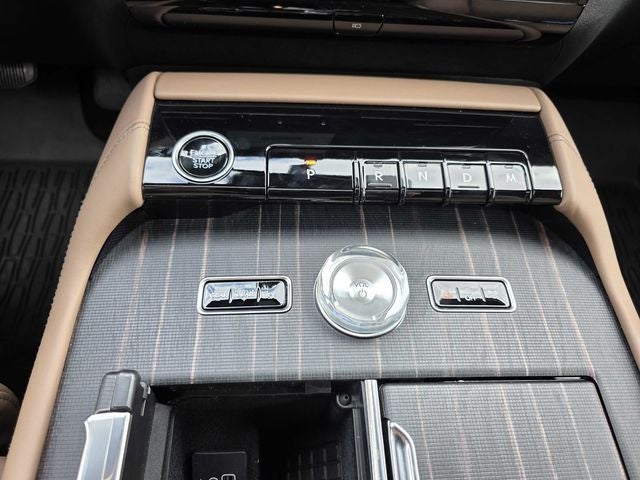 2025 Lincoln Navigator Black Label