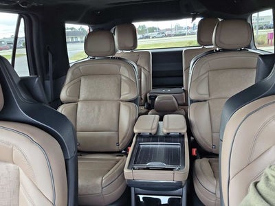 2025 Lincoln Navigator Black Label