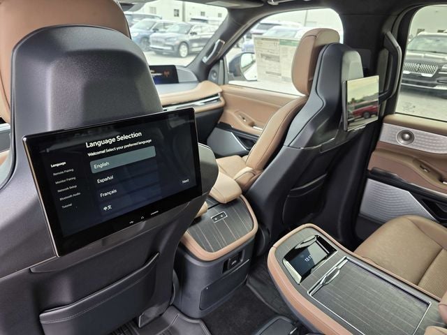 2025 Lincoln Navigator Black Label