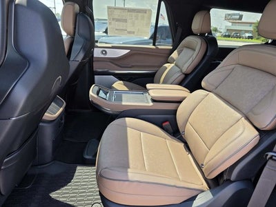 2027 Lincoln Navigator Black Label