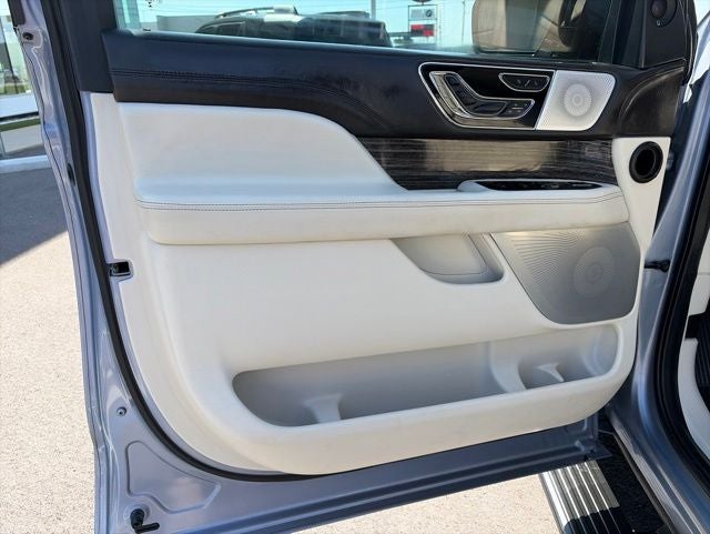 2023 Lincoln Navigator Black Label
