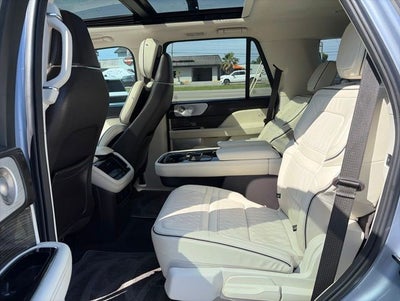 2023 Lincoln Navigator Black Label