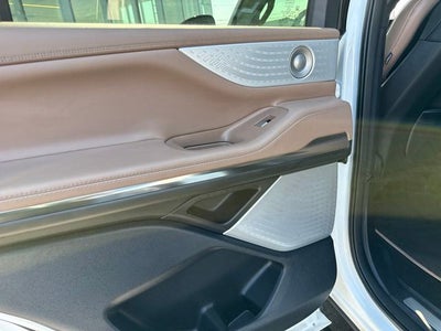 2025 Lincoln Navigator Black Label