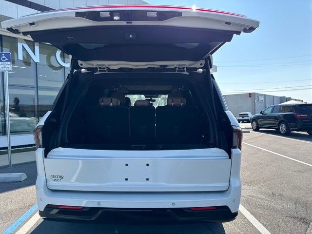2025 Lincoln Navigator Black Label