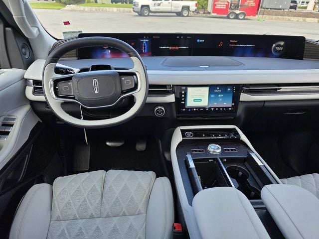 2027 Lincoln Navigator Black Label