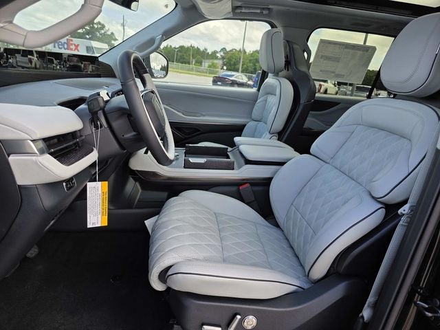 2027 Lincoln Navigator Black Label
