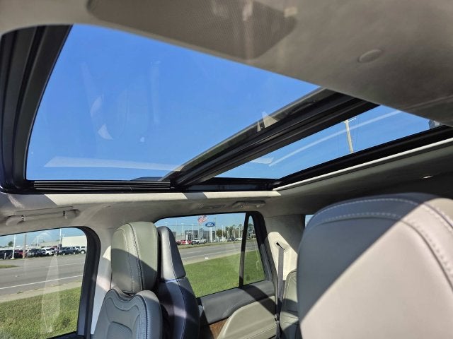 2023 Lincoln Navigator Black Label
